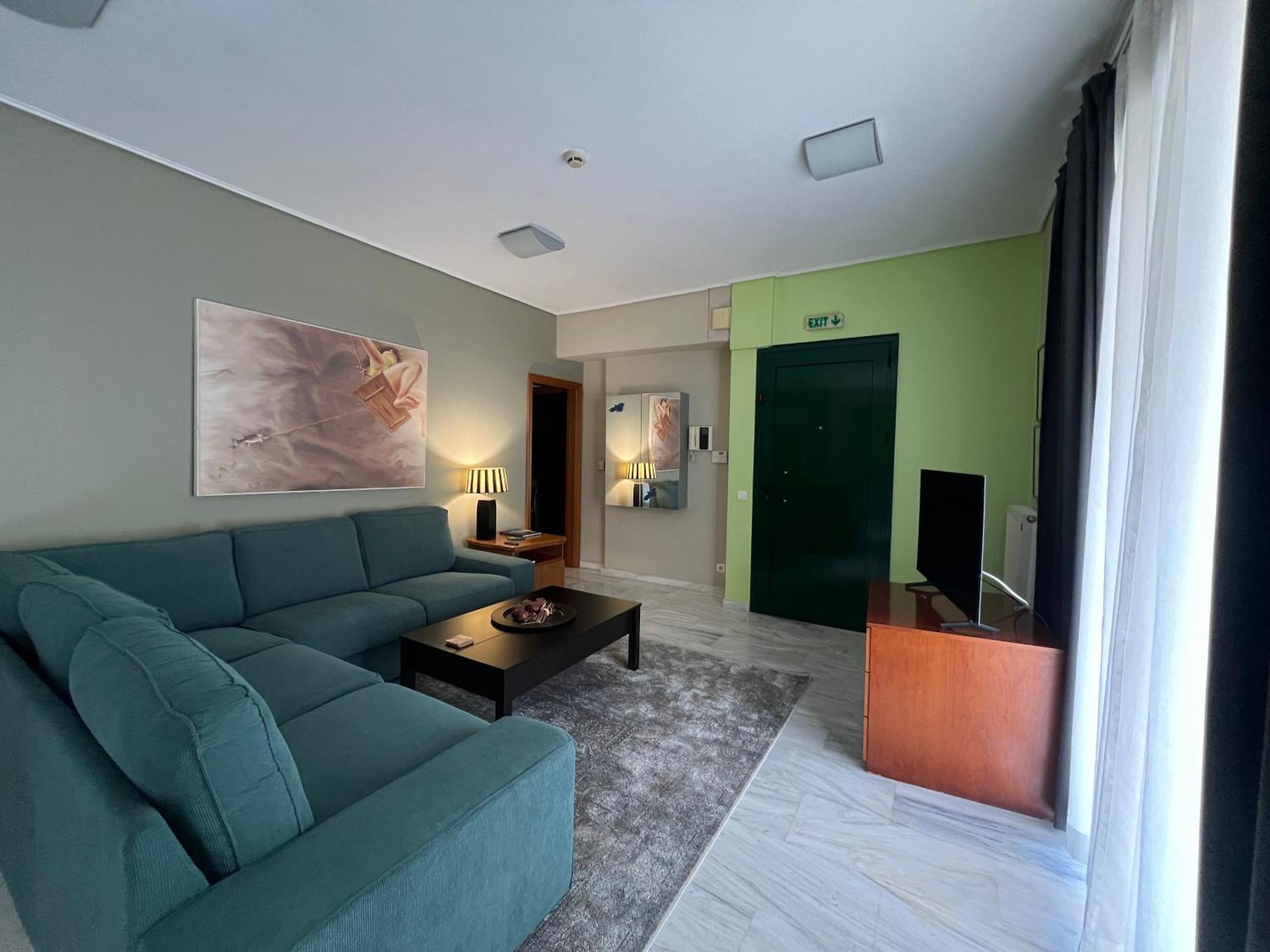 Green Apartment Near Marousi Hospitals & Oaka, By Promoshomes Maroussi ภายนอก รูปภาพ